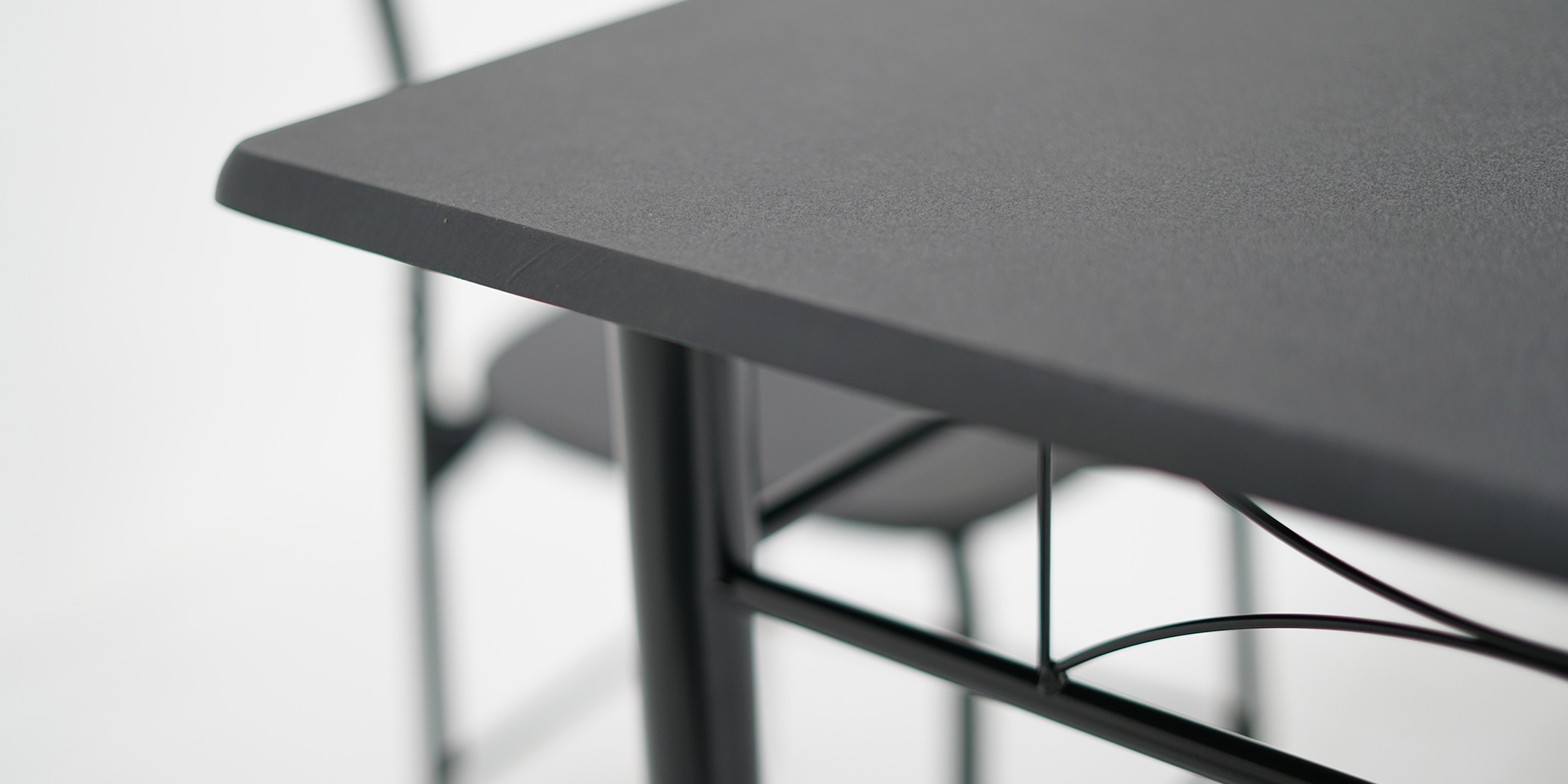 Barite Table and 4 Chairs Metal