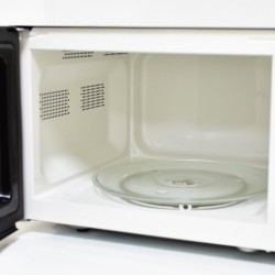 Galanz GM23GW Microwave Oven