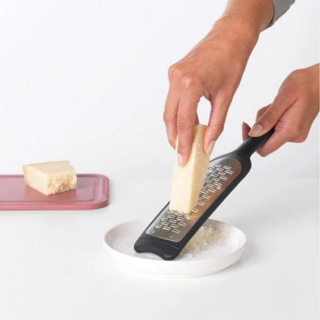 Brabantia 121661 TASTY+ Dark Grey Slice Grater + Cover 5YW "O"