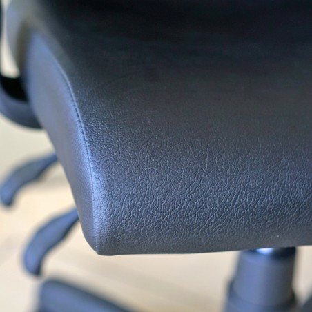 Mimosa Office Chair With Armrest TK20 Semi Leather